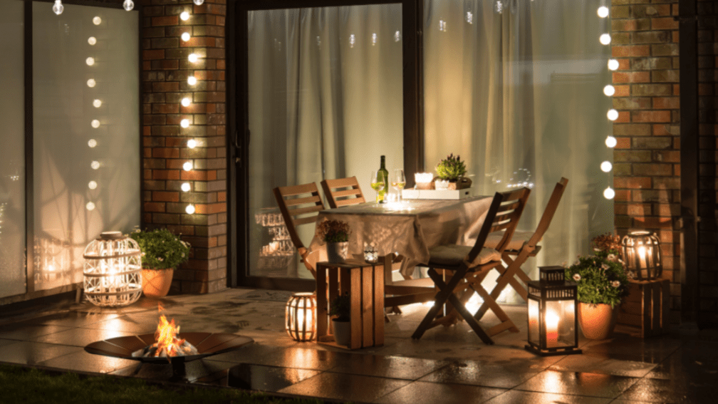 Un semineu exterior este un plus fantastic pentru orice spațiu exterior